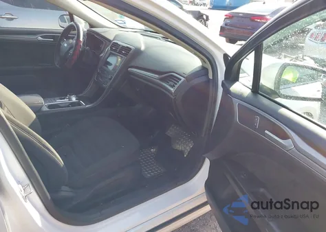 2020 Ford Fusion Se z USA, uszkodzony, nr VIN 3FA6P0HD0LR108528